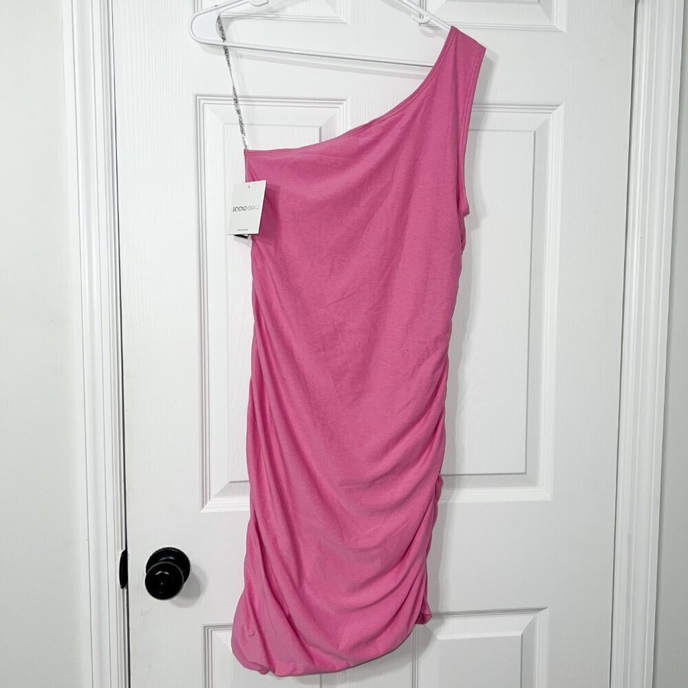 NWT Beyond Yoga Featherweight Carried Away One Shoulder Dress Pink Size M - Picture 3 of 8